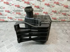 Резонатор воздушного фильтра Mazda Mazda 6 2010 L8371319XA LF-VD