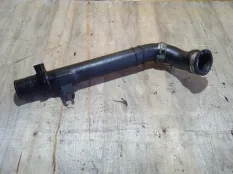 Патрубок интеркулера Suzuki Grand Vitara 2006 1369067J02 TD44 F9QB