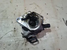 Насос вакуумный Nissan Qashqai 2011 1465000Q1F J10 K9K