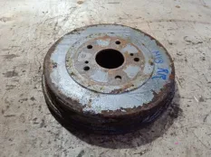 Тормозной барабан Suzuki Grand Vitara 2006 4351165J00 TD44 F9QB, задний правый