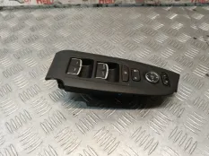 Кнопки стеклоподъемника HONDA Accord 2020 83591TLAA01ZA