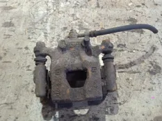 Суппорт Nissan Qashqai 2011 440011KD0A J10 K9K, задний правый