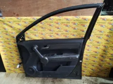 Дверь Honda CR-V 2010 67010SWWE00ZZ RE6 N22B3, передняя правая