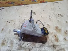 Главный тормозной цилиндр Renault Duster 2013 K4M