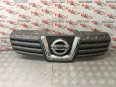 Решетка радиатора Nissan Qashqai 2008 62310JD00B J10 HR16DE