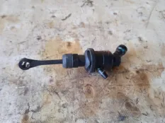 Главный цилиндр сцепления Nissan Qashqai 2009 30610JD000 J10 K9K