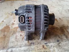 Генератор Nissan Qashqai 2009 23100BC00A J10 HR16DE