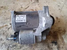 Стартер Renault Duster 2013 8200781943A K4M