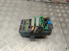 Блок предохранителей Honda CR-V 2010 38200SWAE84 RE6 N22B3