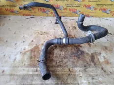 Патрубок системы охлаждения Renault Duster 2013 215019222R K4M