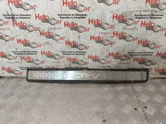 Накладка на порог Honda CR-V 2010 84202SWAA RE6 N22B3, передняя правая