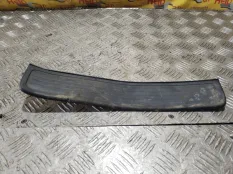 Накладка на порог Honda CR-V 2010 84262SWAA RE6 N22B3, задняя левая