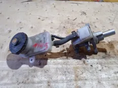 Главный тормозной цилиндр Honda CR-V 2010 46101SWWE01 RE6 N22B3