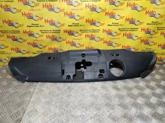 Накладка замка капота Honda CR-V 2007 71123SWA RE5 R20A2