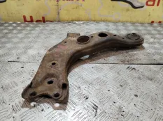 Рычаг подвески Toyota RAV4 2010 4806842051 XA30 2ADFTV, передний правый