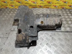 Защита топливного бака Toyota RAV4 2009 7764142040 ACA30 2ADFTV