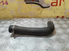 Патрубок системы охлаждения Nissan Terrano2 2004 215017F000 R20 TD27TI