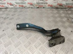 Петля капота Nissan Qashqai 2009 65400JD000 J10 K9K, передняя правая