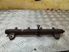 Рампа топливная Land Rover Range Rover 2008 LR005056 L322 368DT, левая