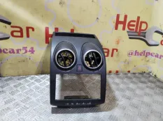 Накладка декоративная Nissan Qashqai 2009 68260JD02A J10 K9K