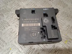 Блок комфорта Mercedes-Benz E240 2006 A2118201526 W211 M112913, задний левый