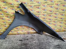 Крыло Honda Civic 2008 60260SMGE00ZZ FK2 R18A2, переднее левое