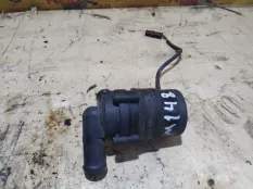 Помпа водяная дополнительная Land Rover Range Rover 2004 70207320 L322 M57D30