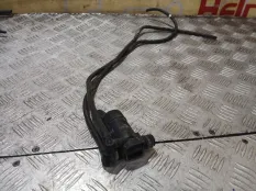 Насос омывателя стекла Ford Focus 2010 1357105 CB4 SHDC; HWDA; HWDB; SHDA; SHDB