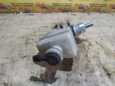 Главный тормозной цилиндр Land Rover Range Rover 2004 SJJ000040 L322 M57D30