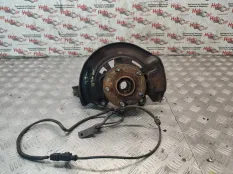 Ступица Toyota Avensis 2014 4321205090 ADT271 1ADFTV, передняя левая