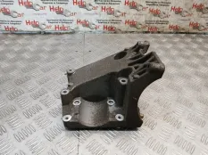Кронштейн Ford Focus 2010 1715451 CB4 SHDC; HWDA; HWDB; SHDA; SHDB