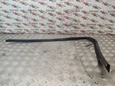 Накладка на дверь Ford Focus 2010 1384782 CB4 SHDC; HWDA; HWDB; SHDA; SHDB, передняя правая