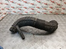 Патрубок воздушный Hyundai ix35 2011 281302S000 LM D4HA