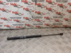 Амортизатор багажника Hyundai Tucson 2009 817712E000 JM D4EA