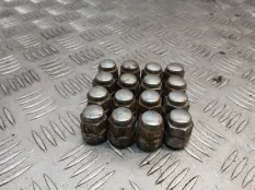 Гайка колеса Honda Civic 2008 90381S4L003 FK2 R18A2