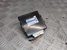 Блок управления раздаткой Toyota RAV4 2006 8963042010 ACA30 2ADFHV