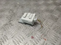 Блок управления центральным замком Suzuki Grand Vitara 2008 3719064J10 TD44 F9QB