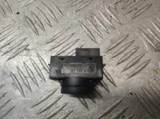 Кнопка Land Rover Range Rover 2004 YUB101020PUY L322 M57D30
