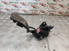 Педаль газа Nissan Qashqai 2010 18002BR05A J10 K9K