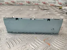 Блок управления магнитолой Land Rover Range Rover 2004 XQC500010 L322 M57D30