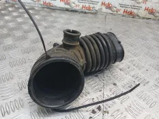 Патрубок воздушный Nissan Navara 2007 16578EC00B D40 YD25DDTI