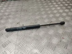 Амортизатор багажника Hyundai Tucson 2009 817712E000 JM D4EA