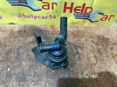 Помпа водяная дополнительная AUDI Q5 2010 03L965561A 8RB CAHA