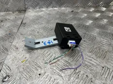Блок управления центральным замком Nissan Juke 2012 YF15 HR16DE