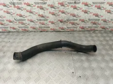 Патрубок интеркулера Suzuki Grand Vitara 2008 1366567J00 TD44 F9QB