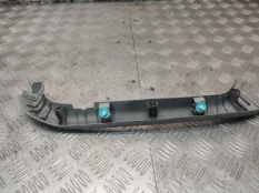 Накладка крышки багажника Hyundai Tucson 2009 817302E000QS JM D4EA, задняя левая