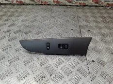Кнопка стеклоподъемника Lexus IS220D 2009 8481033110 XE20 2ADFHV, передняя левая