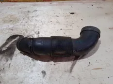 Патрубок воздушный AUDI Q7 2007 7L6129627F 4LB BUG