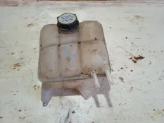 Бачок расширительный Ford Focus 2011 1425193 CB4 HXDA; HXDB; SIDA
