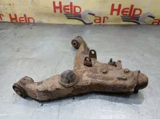 Рычаг подвески Mitsubishi L200 2011 4013A088 KB4T 4D56U, передний правый